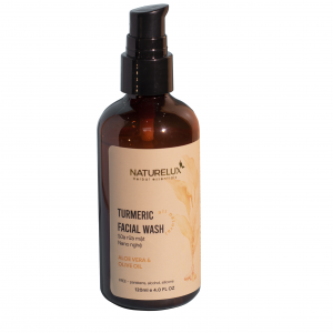 Sữa rửa mặt nano nghệ